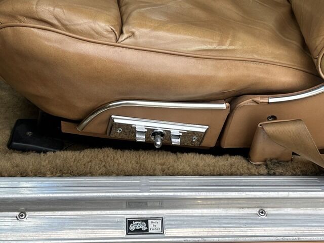 PONTIAC ANDERE Grand Prix 5,0 V 8 * Schweizer Fahrzeug