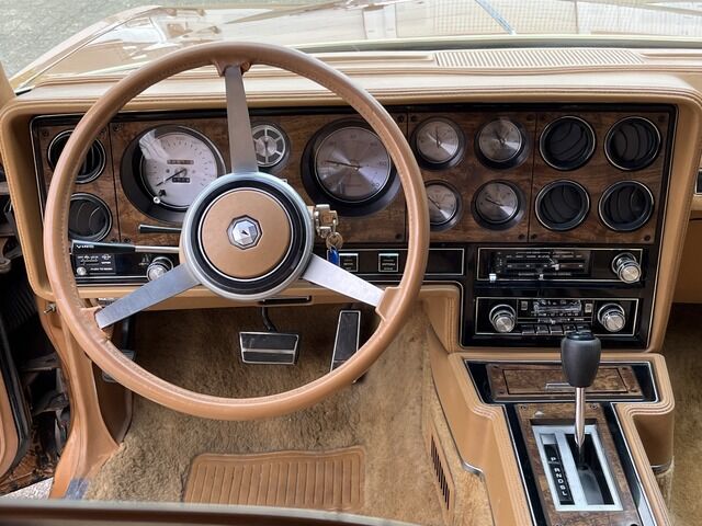 PONTIAC ANDERE Grand Prix 5,0 V 8 * Schweizer Fahrzeug