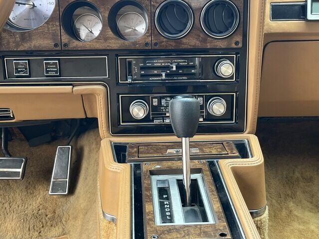 PONTIAC ANDERE Grand Prix 5,0 V 8 * Schweizer Fahrzeug