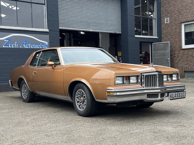 PONTIAC ANDERE Grand Prix 5,0 V 8 * Schweizer Fahrzeug
