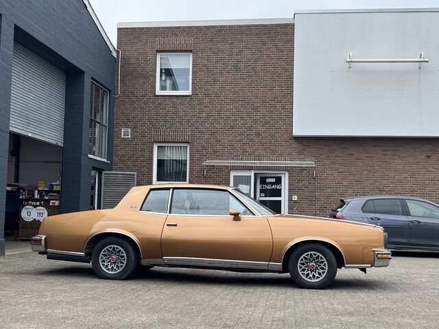 PONTIAC ANDERE Grand Prix 5,0 V 8 * Schweizer Fahrzeug