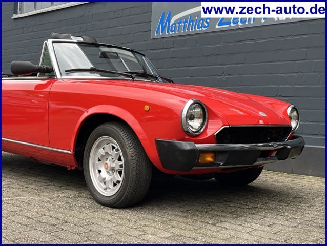 FIAT 124 DS Spider Pininfarina * Leder