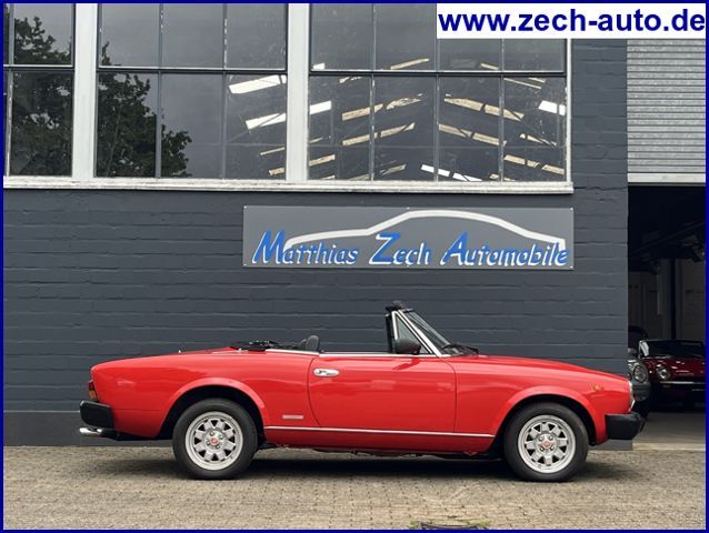 FIAT 124 DS Spider Pininfarina * Leder