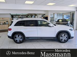 MERCEDES-BENZ EQB 300 4MATIC