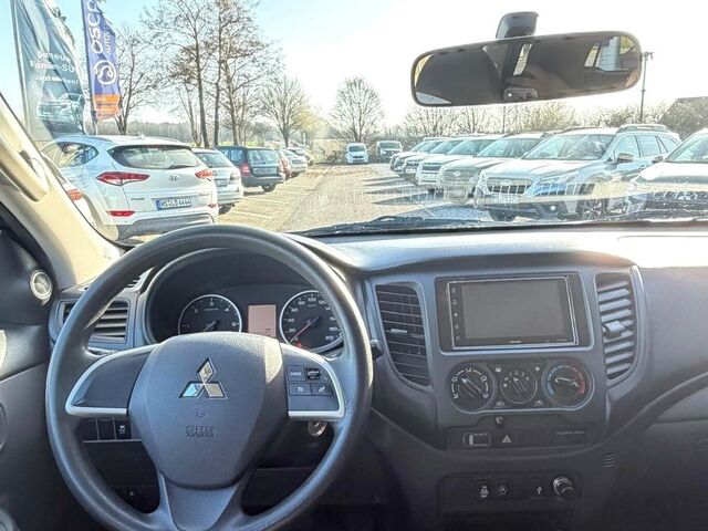 MITSUBISHI L200 Basis Doppelkabine 4WD... Ansicht 13 für Fahrzeugdetailseite