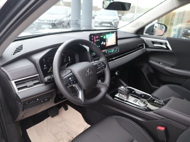 MITSUBISHI Outlander 2.4 PHEV S-AWC Diamant... Ansicht 12 für Fahrzeugdetailseite