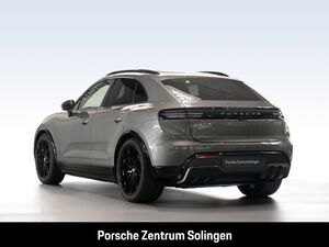 PORSCHE Macan 4 PANO AHK BOSE 22 CHRONO SportDesign