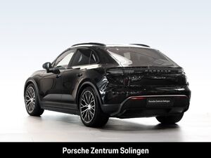 PORSCHE Macan 21 Design Hinterachslenkung Luftfederung Porsche InnoDrive