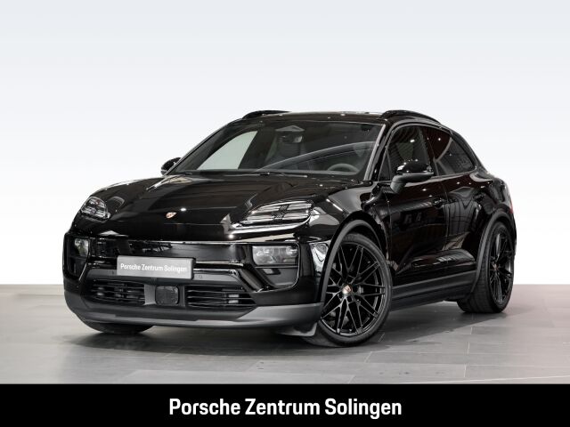 PORSCHE Macan 4 Panorma Luft Matrix Abstand 22