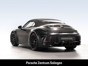 PORSCHE 911 4 GTS Matt HD-Matrix Bose Surround Abstand