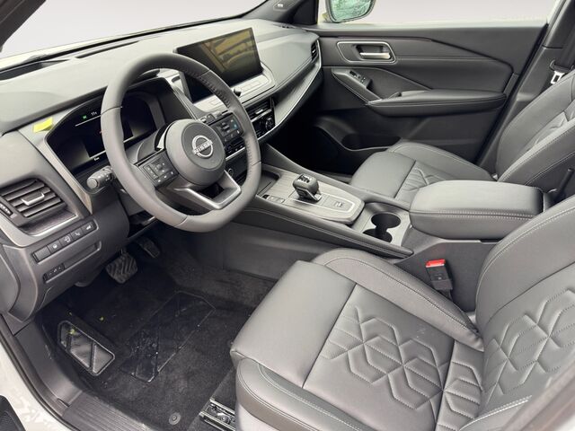 NISSAN Qashqai Tekna 1.3 DIG-T X-Tronic Pano-Dach Bose-Sound Leder el.Sitzverstellung Ansicht 11 für Fahrzeugdetailseite