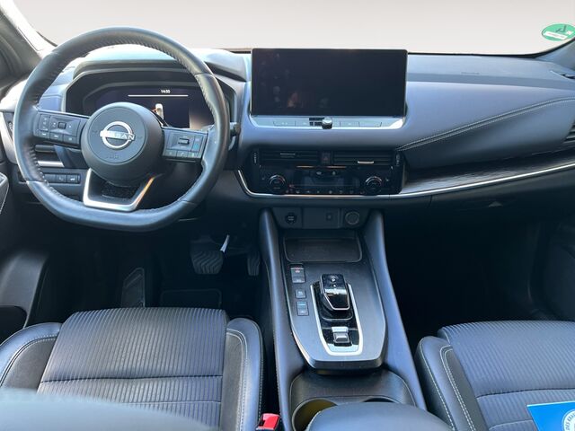 NISSAN Qashqai Tekna e-Power MY22 1.5 VC-T e-POWER Around View Head-UP Ansicht 9 für Fahrzeugdetailseite