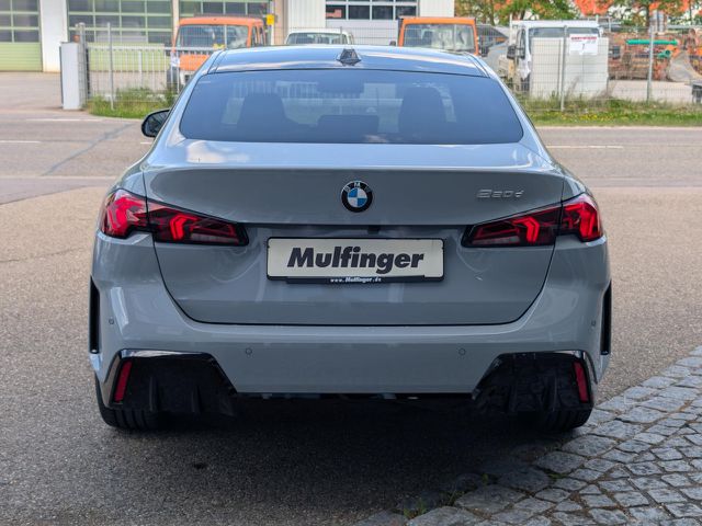 BMW 220 d GC. M Sport HUD ACC SurrView H/K Komfz.AHK Sportpaket Bluetooth Navi LED Klima PDC el. Fenster Ansicht 6 für Fahrzeugdetailseite