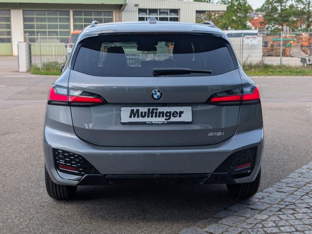 BMW 218 Active Tourer 218i AT. M Sport ACC HUD SurrView H/K Aktivs.AHK Sportpaket Bluetooth Navi LED Klima PDC el. Fenster Ansicht 6 für Fahrzeugdetailseite