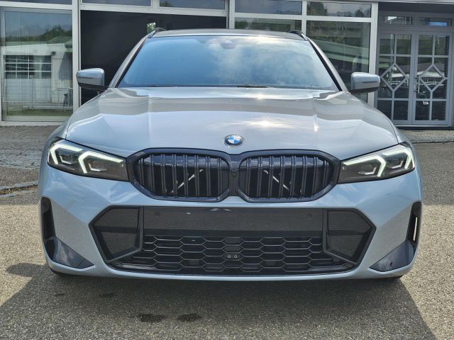 BMW 330 i T.xDr M Pro HUD SuView.PanoD.Ha/Ka AHK 19 Sportpaket Bluetooth Navi LED Vollleder Klima Aktivle Ansicht 3 für Fahrzeugdetailseite