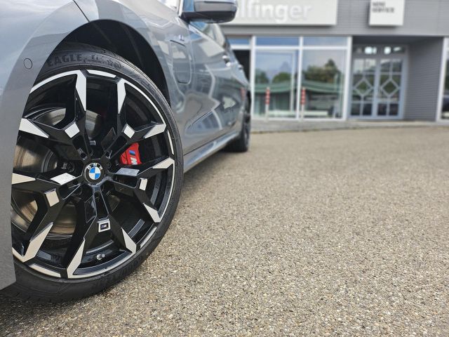 BMW 330 e xDr Lim.M Pro HUD ACC SuView Lenkh.AHK 19 Sportpaket Bluetooth Navi LED Vollleder Klima Standhz Ansicht 10 für Fahrzeugdetailseite