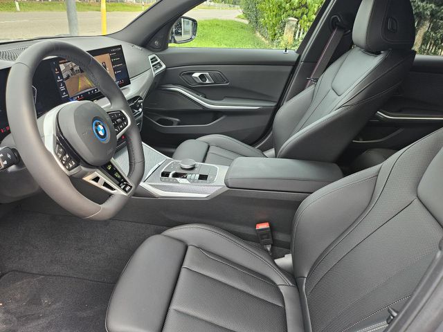 BMW 330 e xDr Lim.M Pro HUD ACC SuView Lenkh.AHK 19 Sportpaket Bluetooth Navi LED Vollleder Klima Standhz Ansicht 12 für Fahrzeugdetailseite