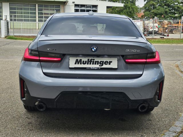 BMW 330 e xDr Lim.M Pro HUD ACC SuView Lenkh.AHK 19 Sportpaket Bluetooth Navi LED Vollleder Klima Standhz Ansicht 8 für Fahrzeugdetailseite