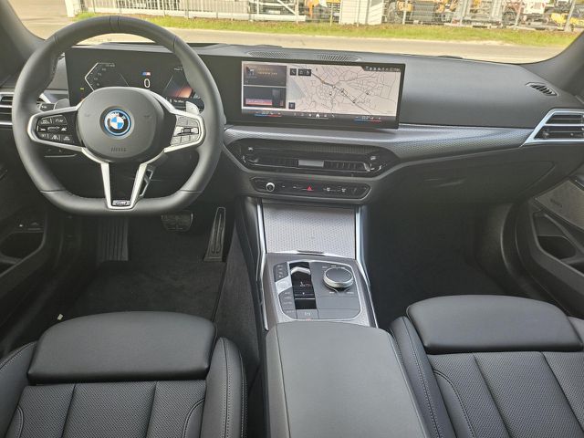 BMW 330 e xDr.T. M Pro HUD ACC SuView Ad-LED H/K AHK Sportpaket Bluetooth Navi Vollleder Klima Standhzg P Ansicht 11 für Fahrzeugdetailseite