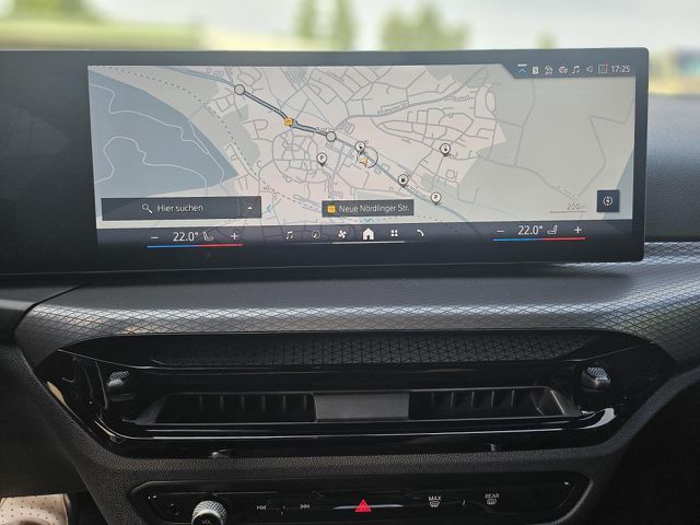 BMW 330 e xDr.T. M Pro HUD ACC SuView Ad-LED H/K AHK Sportpaket Bluetooth Navi Vollleder Klima Standhzg P Ansicht 14 für Fahrzeugdetailseite