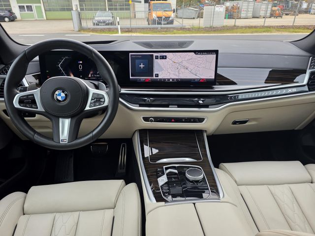 BMW X5 x30d M Sport HUD PanoD.Standh.Soft P-Prof 21 Sportpaket Bluetooth Navi LED Vollleder Klima Standh Ansicht 12 für Fahrzeugdetailseite