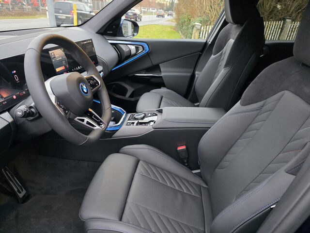 BMW X3 x30e M Sport HUD ACC Pano.PArkProf.H/K AHK19 Sportpaket Bluetooth Navi LED Klima Aktivlenkung Sta Ansicht 11 für Fahrzeugdetailseite