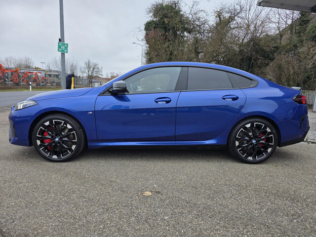 BMW M235 Gran Coupé M235 xDr.GC.M Sport Pro HUD ACC P+ H/K Lenkh.19 Sportpaket Bluetooth Navi LED Klima PDC el. Fenster Ansicht 5 für Fahrzeugdetailseite