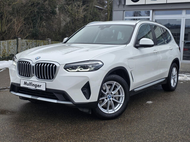 BMW X3 x30e Sports. Live-Navi Kamera DrivAss. Sitzh Bluetooth LED Vollleder Klima Standhzg PDC el. Fenst Ansicht 2 für Fahrzeugdetailseite