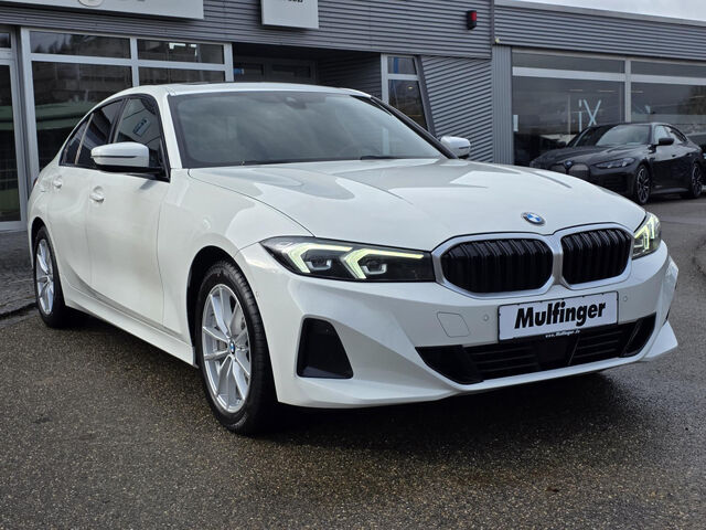 BMW 330 d Sports. ACC Kamera GlasD.Widescreen H/K AHK Bluetooth Navi LED Vollleder Klima PDC el. Fenster Ansicht 4 für Fahrzeugdetailseite