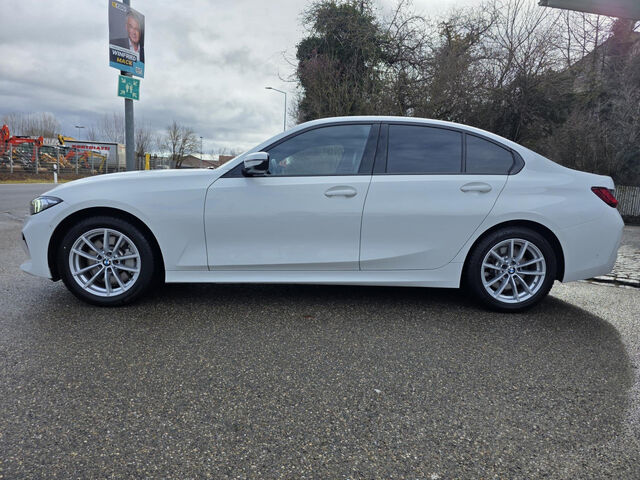 BMW 330 d Sports. ACC Kamera GlasD.Widescreen H/K AHK Bluetooth Navi LED Vollleder Klima PDC el. Fenster Ansicht 5 für Fahrzeugdetailseite