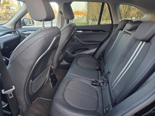 BMW X1 xDrive20d Sports.Ad-LED Kamera Sitzh.AHK 18 Sportpaket Bluetooth Navi Klima PDC el. Fenster Ansicht 13 für Fahrzeugdetailseite