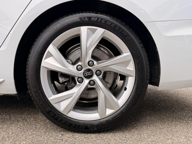 AUDI A4 Avant 35 TFSI S-Line Kamera Navi LED Sitzh.18 Sportpaket Bluetooth Klima Einparkhilfe el. Fenster Ansicht 10 für Fahrzeugdetailseite