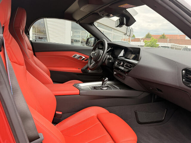 BMW Z4 M40i HUD ACC Kamera LiveProf.Lenkradh.H/K 19 Sportpaket Bluetooth Navi LED Vollleder Klima PDC el Ansicht 14 für Fahrzeugdetailseite
