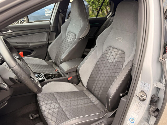 VW Golf 1.5 eTSI DSG R-Line Navi Kamera Sitzh.AHK LED Klima Einparkhilfe el. Fenster Ansicht 11 für Fahrzeugdetailseite
