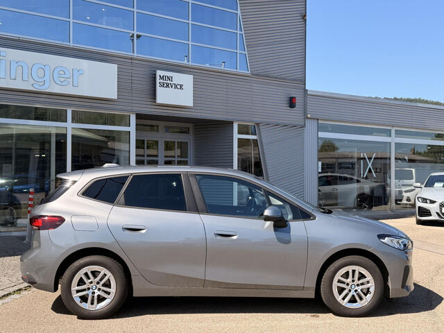 BMW 216 Active Tourer 216i AT.Kamera Widescreen HiFi LED Sitzheizung Bluetooth Navi Klima PDC el. Fenster Ansicht 6 für Fahrzeugdetailseite
