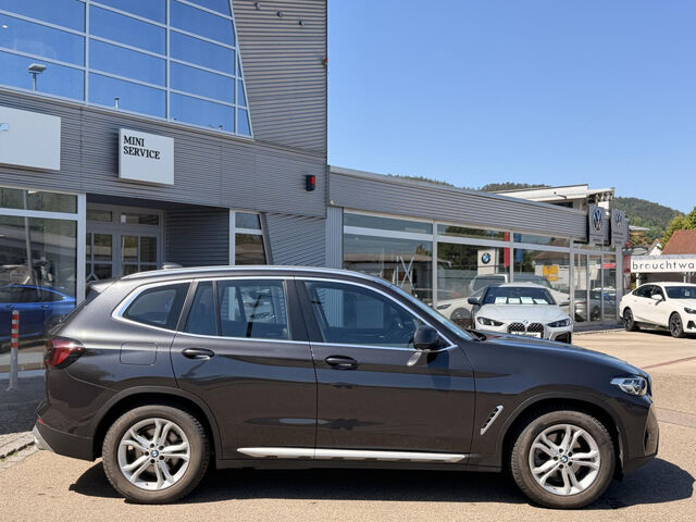 BMW X3 x20i Sports.Live-Navi Kamera Ad-LED AHK 18 Bluetooth Vollleder Klima PDC el. Fenster Ansicht 6 für Fahrzeugdetailseite