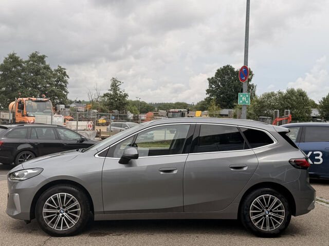 BMW 218 Active Tourer 218i AT.Kamera Widescreen Ha/Ka.Ad-LED KomfZ.AHK Bluetooth Navi Vollleder Klima PDC el. Fenster Ansicht 6 für Fahrzeugdetailseite