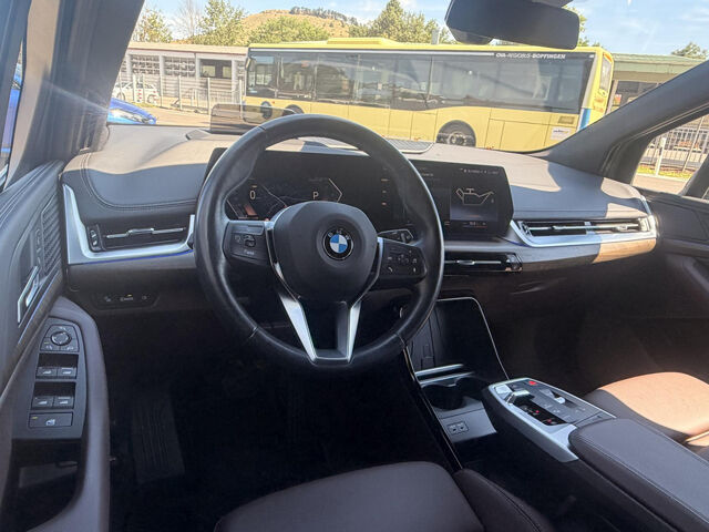 BMW 220 Active Tourer 220i AT.AktivS+Massage HUD SurView.LiveProf.AHK Bluetooth Navi LED Vollleder Klima PDC el. Fenster Ansicht 10 für Fahrzeugdetailseite