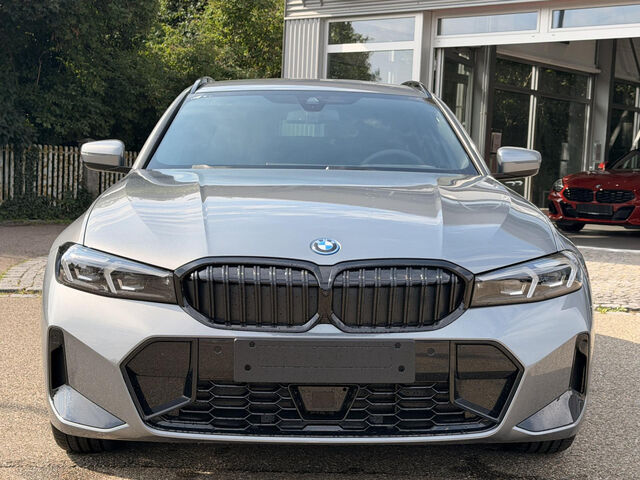 BMW 330 e Touring M-PAKET PRO Innovationspaket AHK Elek Sportpaket HUD Navi LED Vollleder Klima PDC el. F Ansicht 3 für Fahrzeugdetailseite