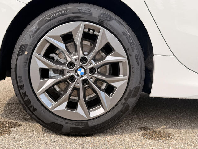 BMW 118 d Shz Hochglanz Shadow Line Adap. LED Bluetooth Navi Klima PDC el. Fenster Ansicht 10 für Fahrzeugdetailseite