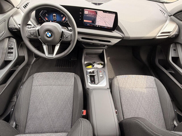 BMW 118 d Shz Hochglanz Shadow Line Adap. LED Bluetooth Navi Klima PDC el. Fenster Ansicht 13 für Fahrzeugdetailseite