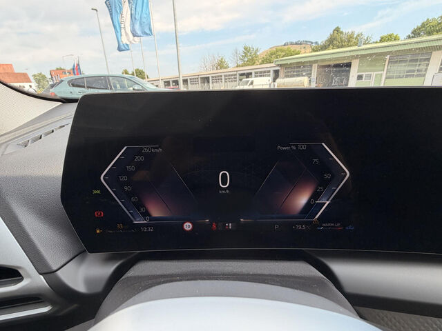 BMW 118 d Shz Hochglanz Shadow Line Adap. LED Bluetooth Navi Klima PDC el. Fenster Ansicht 15 für Fahrzeugdetailseite