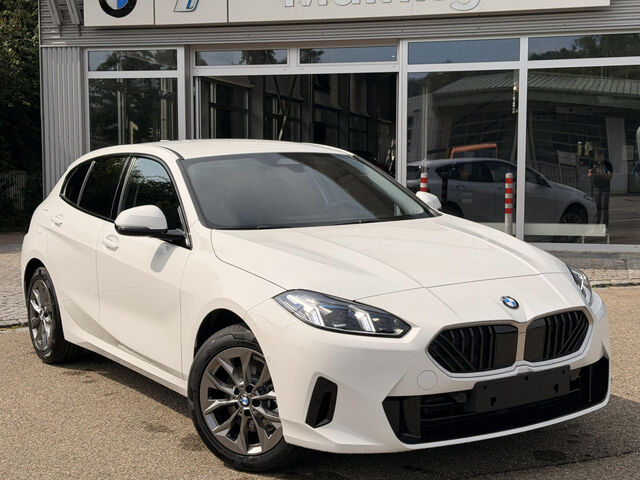 BMW 118 d Shz Hochglanz Shadow Line Adap. LED Bluetooth Navi Klima PDC el. Fenster Ansicht 2 für Fahrzeugdetailseite