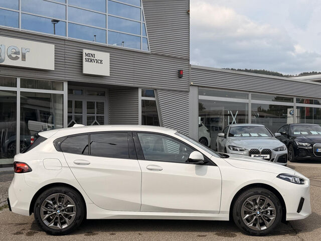 BMW 118 d Shz Hochglanz Shadow Line Adap. LED Bluetooth Navi Klima PDC el. Fenster Ansicht 5 für Fahrzeugdetailseite