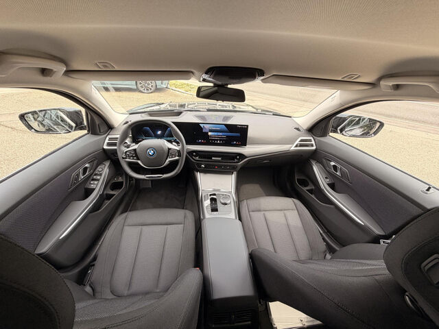 BMW 330 e Touring Innov.Pak. Ada.LED AHK LHZ ACC HiFi Navi Klima PDC el. Fenster Ansicht 14 für Fahrzeugdetailseite