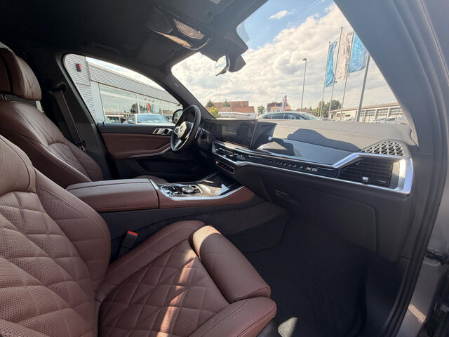 BMW X5 x30d M Sport PRO Iconic SurView Har/Kar.AHK Sportpaket Bluetooth HUD Navi LED Klima Standhzg PDC Ansicht 13 für Fahrzeugdetailseite