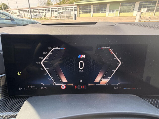 BMW X5 x30d M Sport PRO Iconic SurView Har/Kar.AHK Sportpaket Bluetooth HUD Navi LED Klima Standhzg PDC Ansicht 15 für Fahrzeugdetailseite