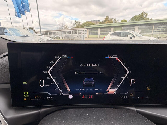 BMW 330 i xDr.T.M Sport HUD ACC PanoD.SuView HiFi AHK Sportpaket Bluetooth Navi LED Klima Aktivlenkung PD Ansicht 15 für Fahrzeugdetailseite