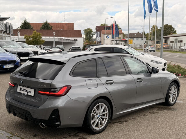 BMW 330 i xDr.T.M Sport HUD ACC PanoD.SuView HiFi AHK Sportpaket Bluetooth Navi LED Klima Aktivlenkung PD Ansicht 9 für Fahrzeugdetailseite