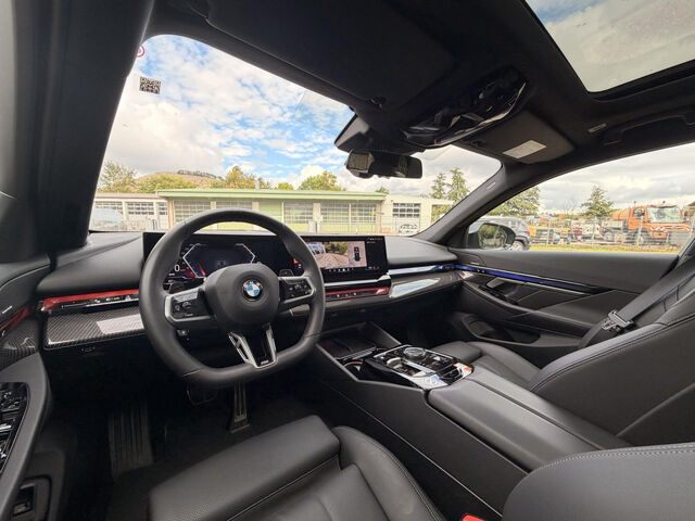 BMW 520 i T.M Sport Iconic ACC Sitzbel.PanoD.360°AHK Sportpaket Bluetooth HUD Navi LED Klima PDC el. Fen Ansicht 12 für Fahrzeugdetailseite